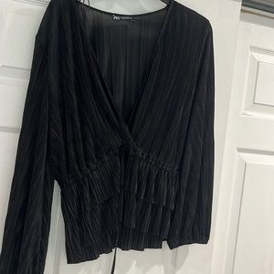 Zara women’s long sleeve top